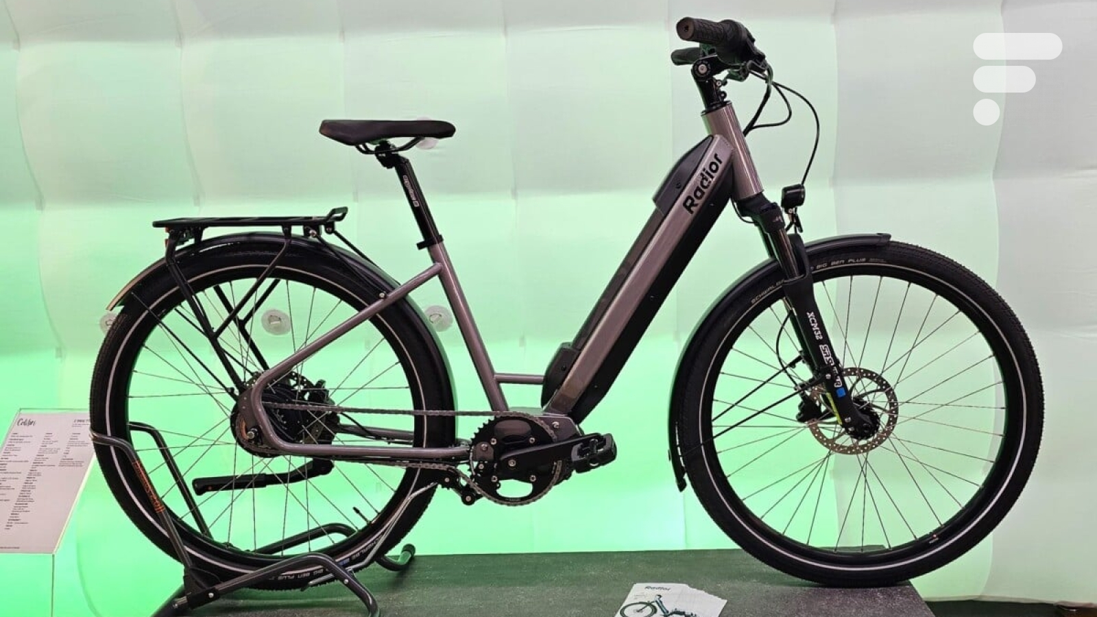 ce VTC électrique français frappe fort