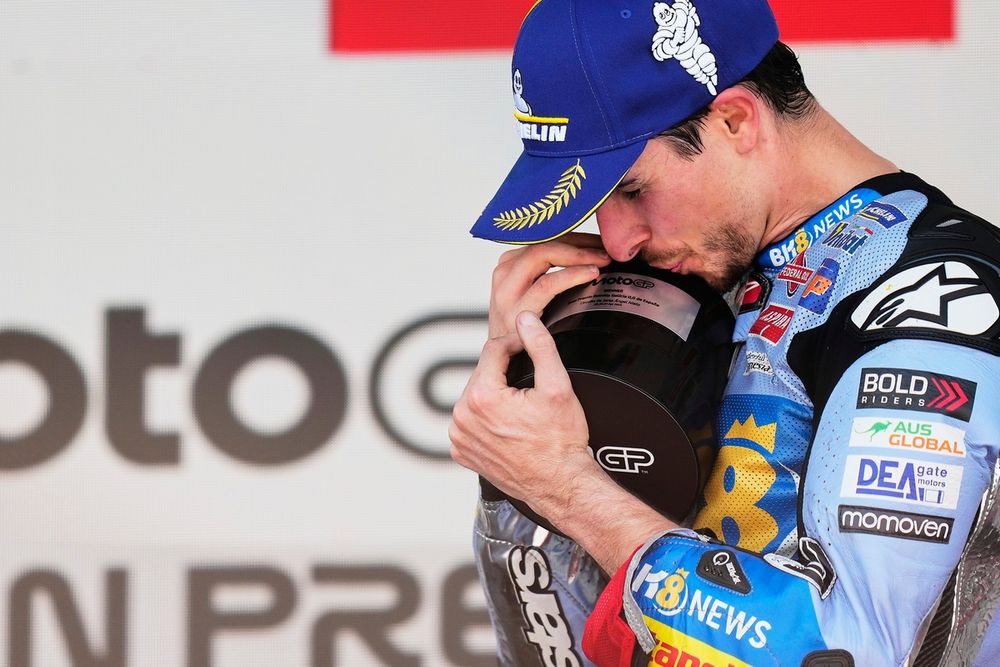 Le cadeau, c'est le trophée de vainqueur !