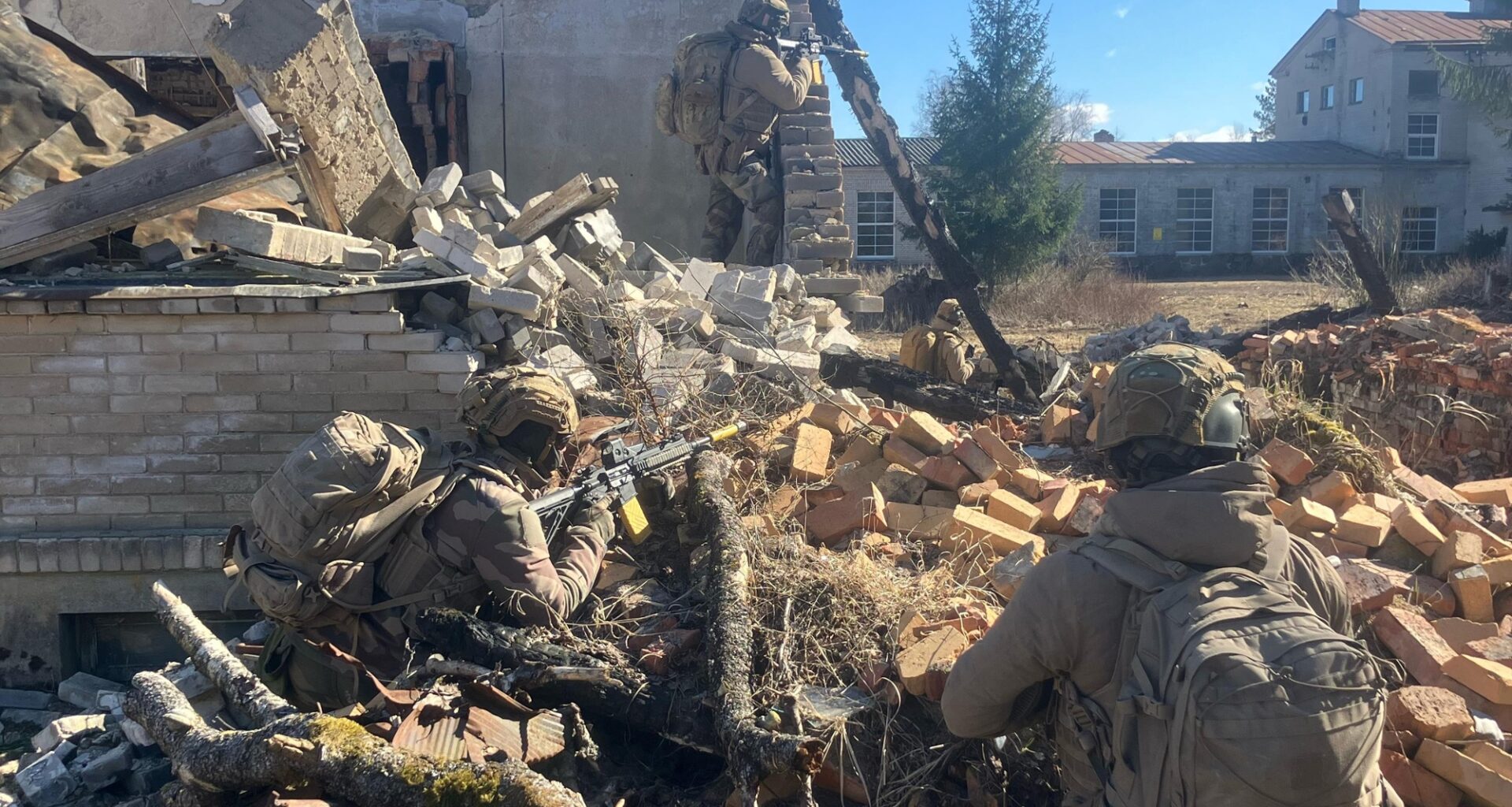 face au danger de la Russie, comment l'armée française soutient l'Estonie