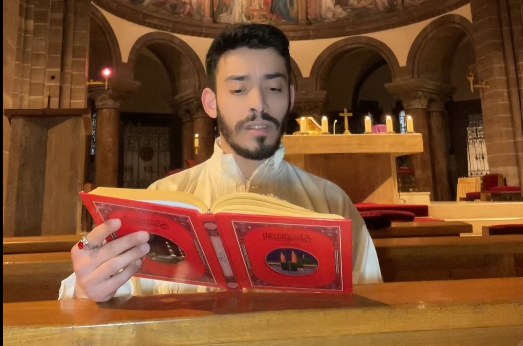 un influenceur musulman se filme en récitant le Coran dans une église, le diocèse et la grande mosquée «condamnent» une provocation