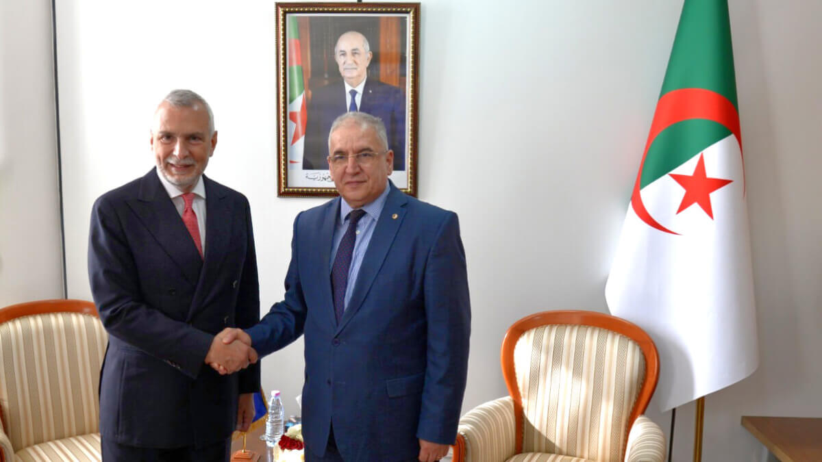 L'Algérie demande l'intervention de l'Union européenne dans la crise avec la France