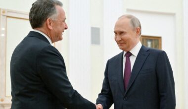 Poutine a dit vendredi à l'émissaire américain être prêt à négocier «sans aucune condition préalable», selon le Kremlin