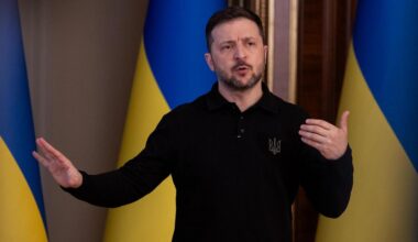 Zelensky prêt à renoncer à la Crimée selon Donald Trump, le président ukrainien dément