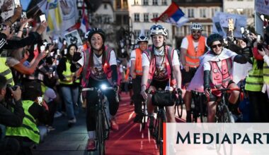Strasbourg accueille dans la liesse les cyclistes serbes qui roulent contre la corruption