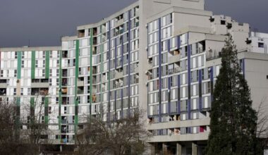 Un homme de 45 ans retrouvé grièvement blessé dans une voiture après une fusillade en pleine journée