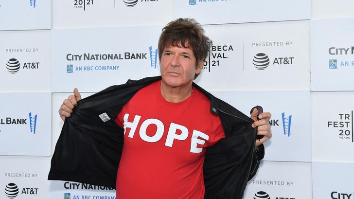Le batteur Clem Burke assiste à, en 2021, lors du  Tribeca Festival à Battery Park le 16 juin 2021 à New York. 
