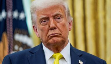 Donald Trump interrompu par le malaise d’une jeune fille à la Maison-Blanche