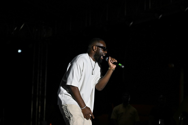 Gims en concert à Abidjan, le 17 mai 2024 (Sia KAMBOU)