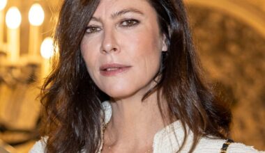 Son appartement situé dans le 9e arrondissement de Paris, elle vit en rez-de-chaussée pour une raison précise