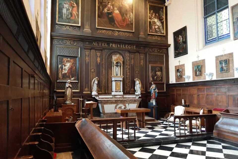 La chapelle, intacte, a récemment servi de décor pour le dernier volet des Tuche.