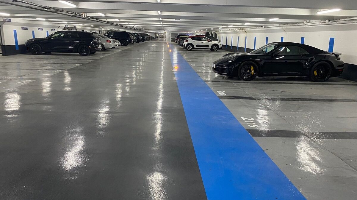 Faute de voitures, le plus grand parking de Paris va reconvertir 1 000 places de stationnement
