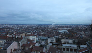 Un jeudi entre nuages et averses à Lyon, jusqu'à 17 degrés attendus