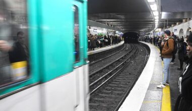 un adolescent belge en voyage scolaire meurt après s’être jeté sous le métro