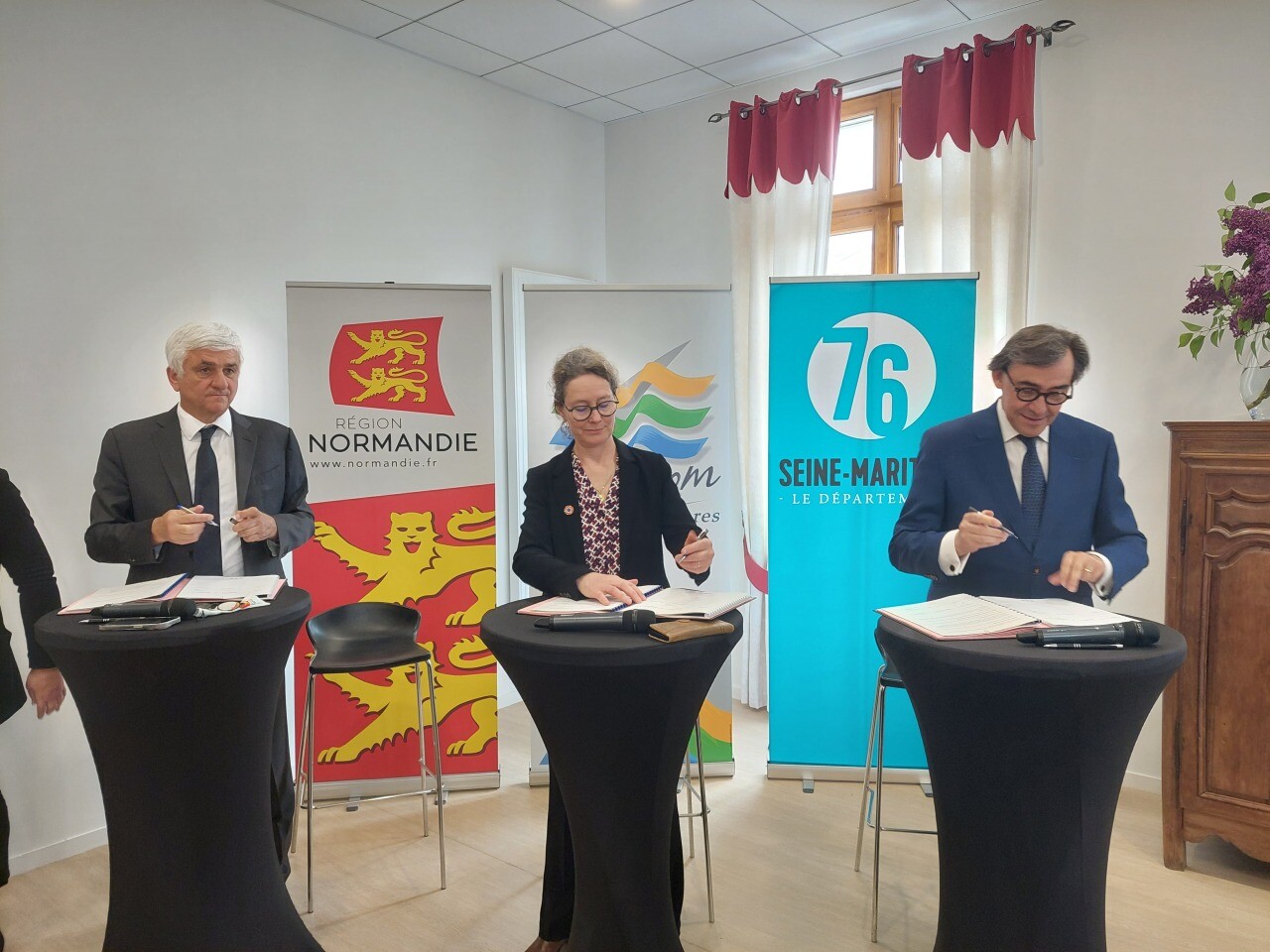 Signatures importantes des présidents de la Région et du Département pour cette commune de Seine-Maritime