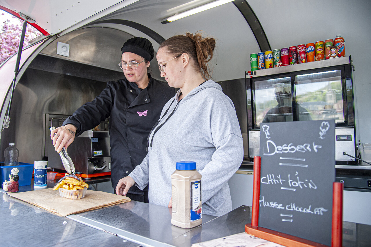 le nouveau food truck sert des repas et un accompagnement vers l'emploi