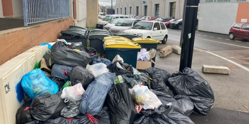 Saint-Étienne : fin de la grève des éboueurs !