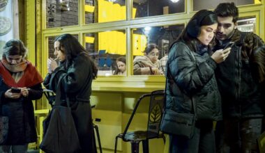 en Iran, la sourde opposition de la génération Z face aux mollahs