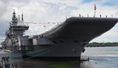 L’Inde déploie son nouveau porte-avions, l’INS Vikrant, et envoie un signalement stratégique au Pakistan