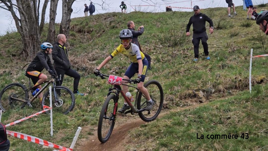 Cyclisme : les vététistes du Vélo Club du Velay à Montfaucon