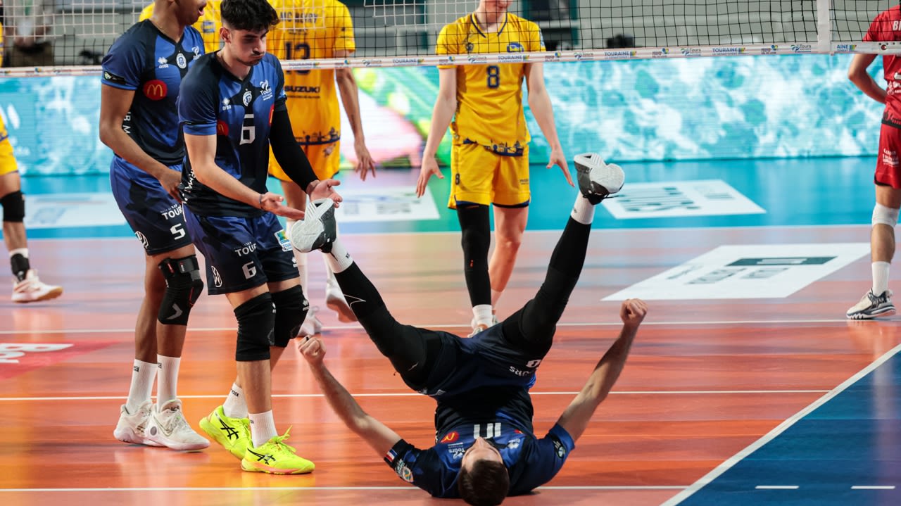 Ryan Sclater a fini meilleur marqueur de la soirée, avec 16 points.