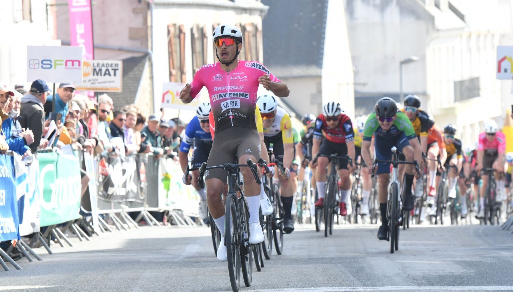 Tour du Pays de Lesneven - Et. 1 : Classements - DirectVelo