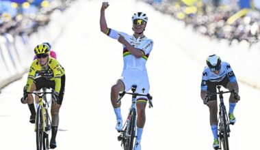 Tour des Flandres : Pauline Ferrand-Prévot battue au sprint par Lotte Kopecky