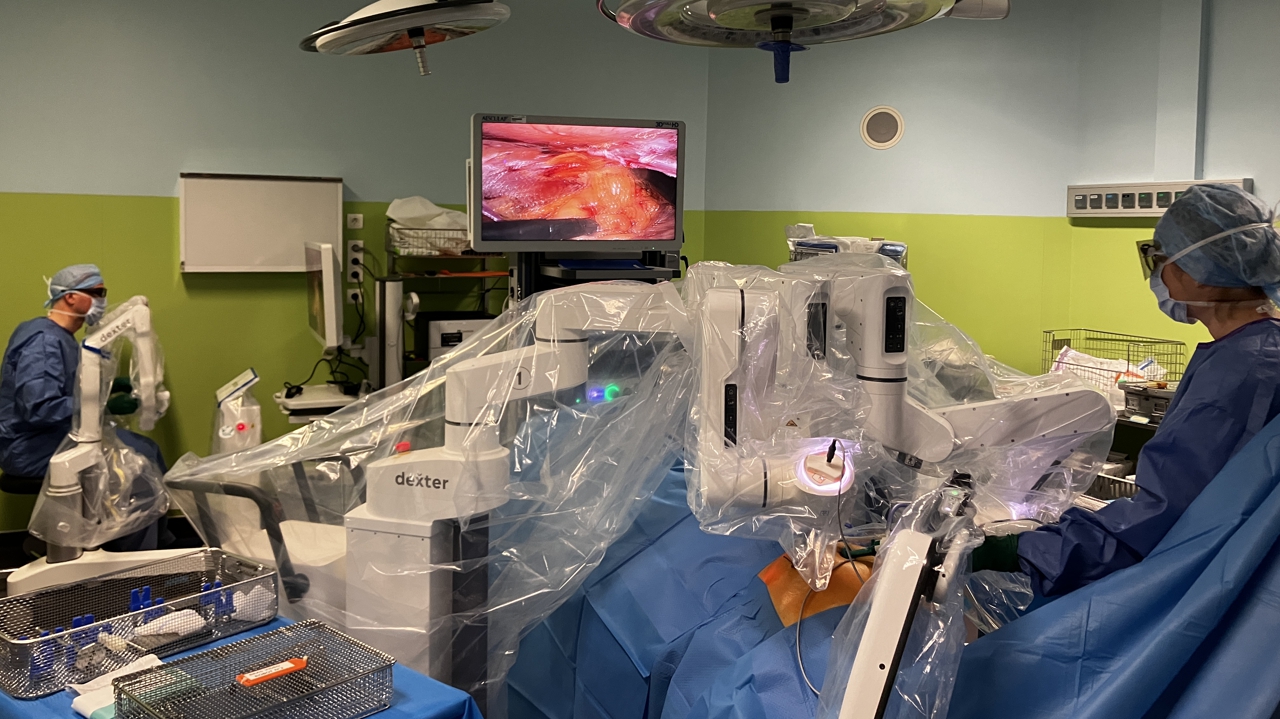 Le robot Dexter opère en chirurgie digestive, à l’hôpital de Châteauroux