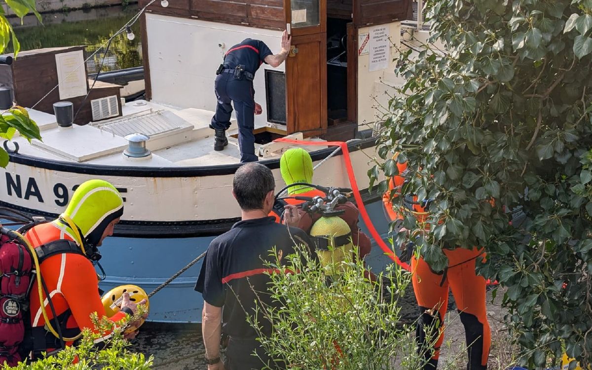L’eau monte dans une péniche du centre-ville de Rennes : les pompiers interviennent [En images]