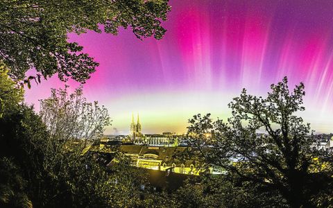 Les aurores boréales captées dans la nuit du 10 octobre 2024, au-dessus de Quimper, à partir du Mont Frugy.