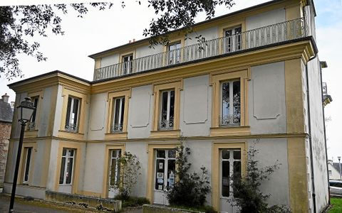 La bourse aux livres se tenait dans l’une des salles d’un bâtiment chargée d’histoire à Paimpol, la Villa Labenne qui abrite plusieurs associations dont celles des Amis de Beauport et la Sehag.