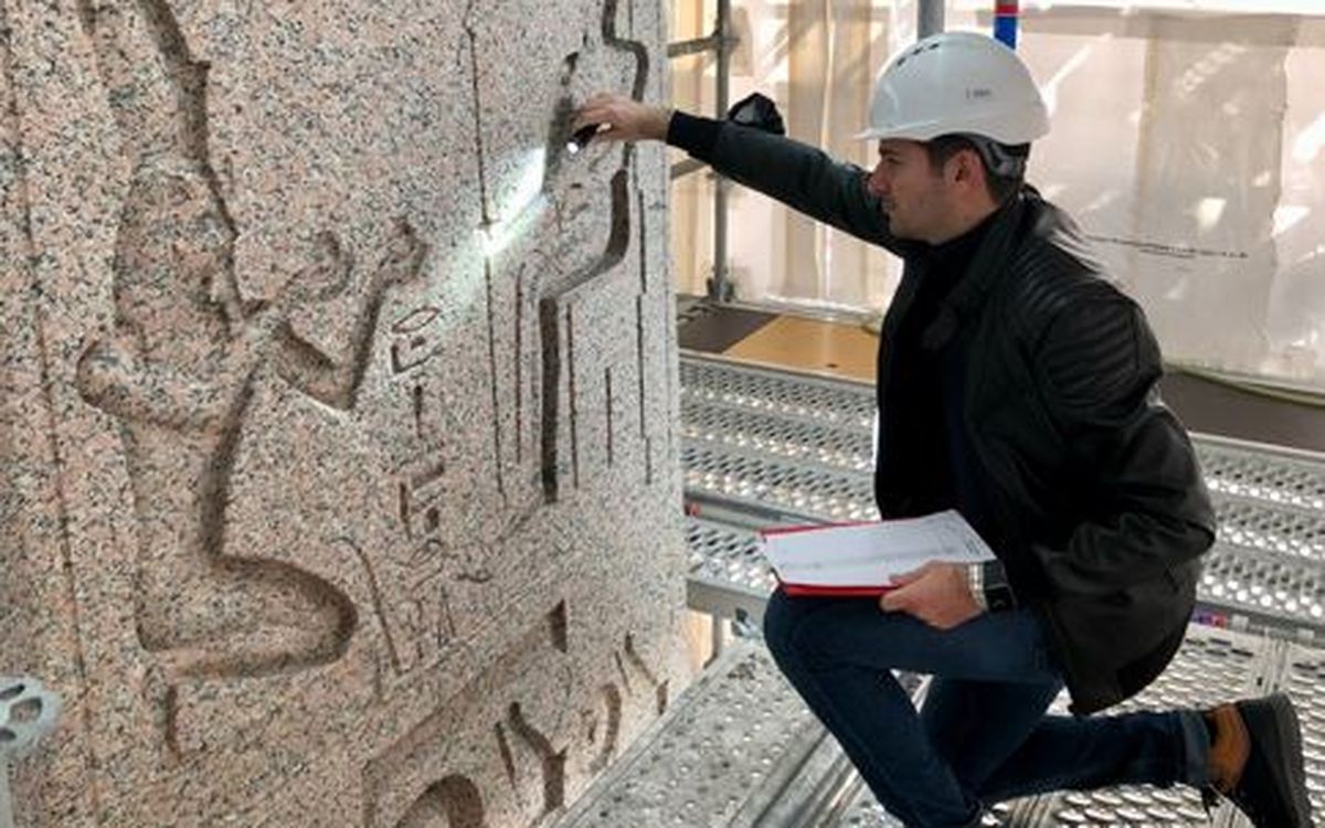 « Du hasard » : des messages cachés découverts sur l’obélisque de la Concorde à Paris