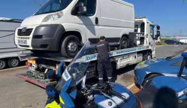 une camionnette trop pressée… et une surprise de taille pour les gendarmes