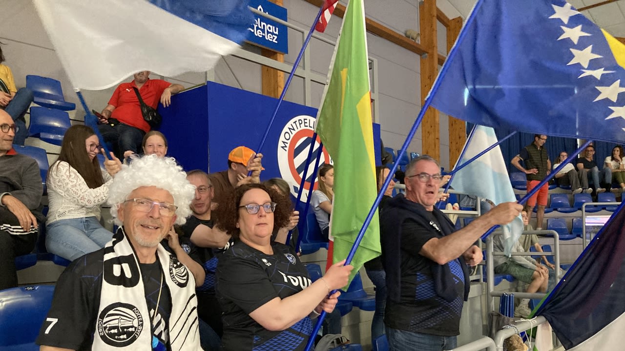 Les supporteurs tourangeaux prêts à donner de la voix.