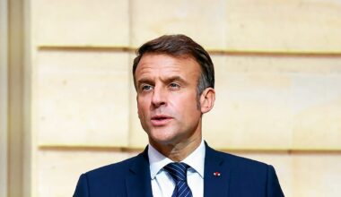 Ukraine : « dans les huit à dix jours prochains, nous allons accroître la pression sur la Russie », dit Macron