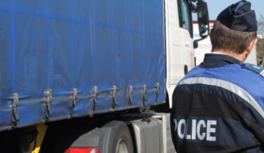 les trafiquants se font braquer 9 tonnes de cannabis… et préviennent la police