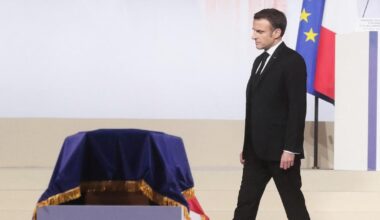 Emmanuel Macron a choisi les dates des panthéonisations de Robert Badinter et Marc Bloch