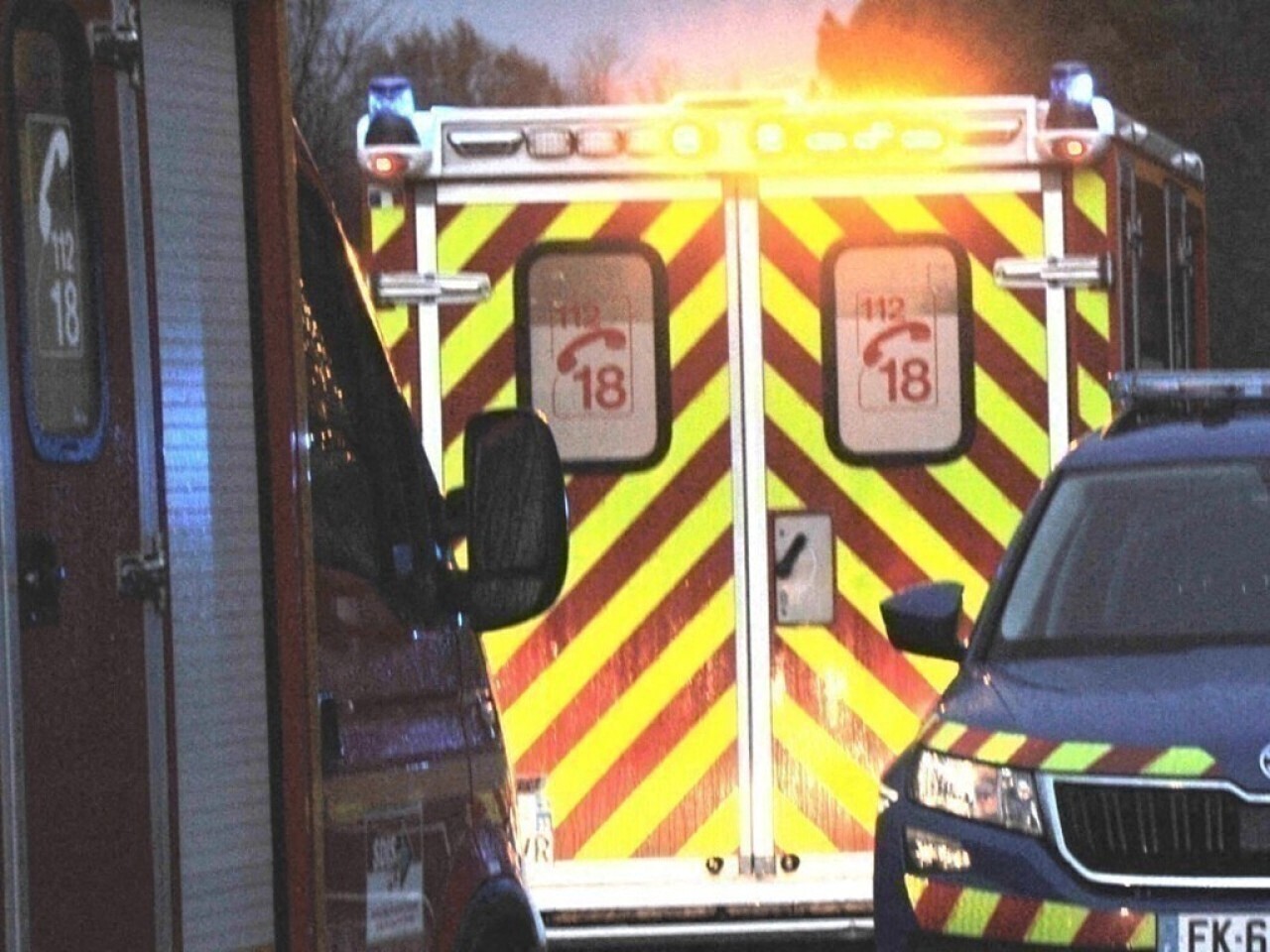 des coups de feu tirés devant une boîte de nuit, un homme hospitalisé