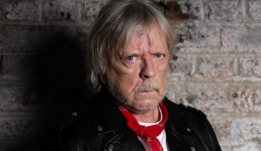 « Je me sens de mieux en mieux » : Renaud, en pleine forme, fête ses 50 ans de carrière