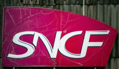 deux trains d'usagers "exaspérés" attendus à Paris