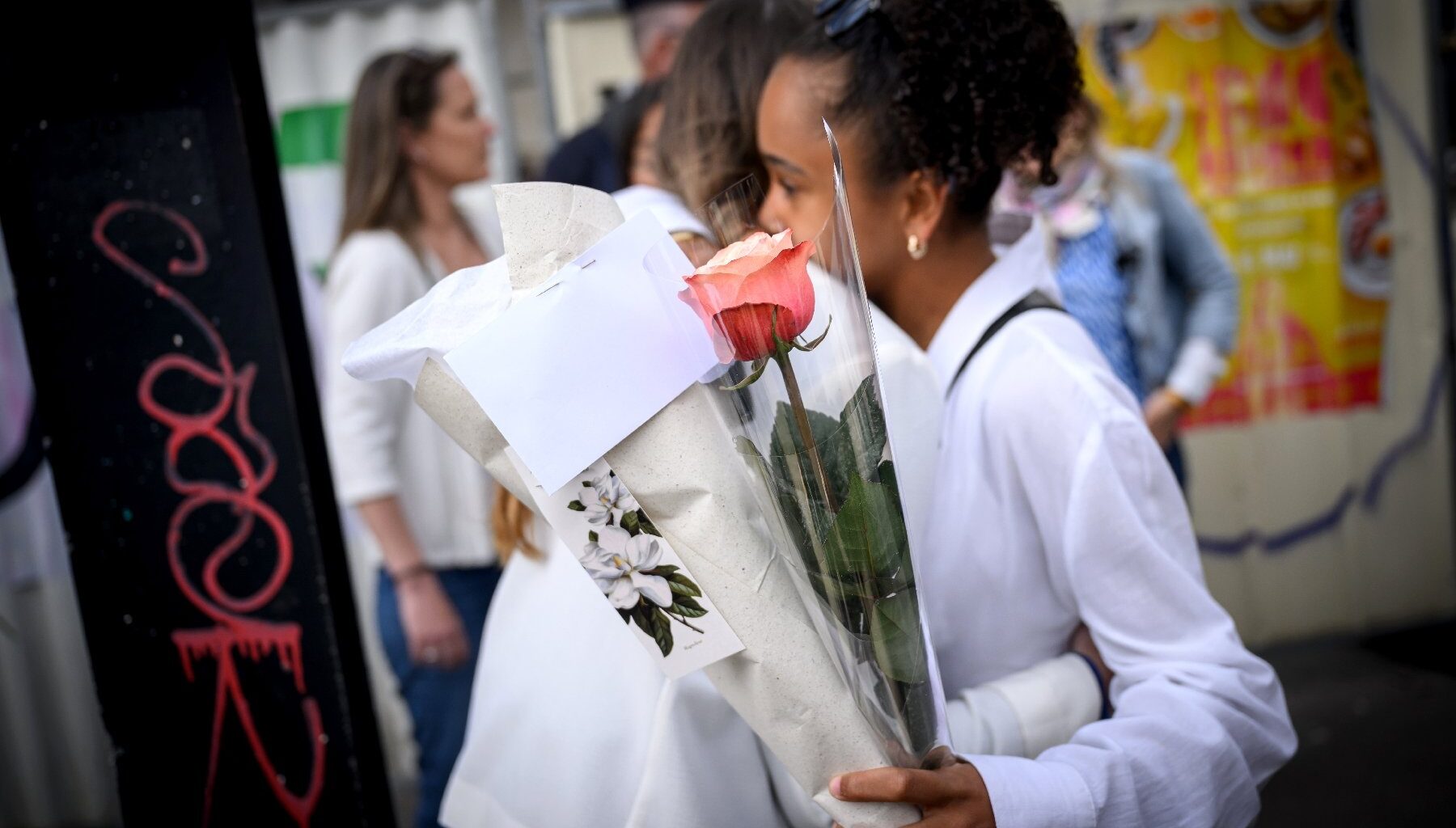 "Stressés", les camarades de la lycéenne tuée reprennent les cours à Nantes