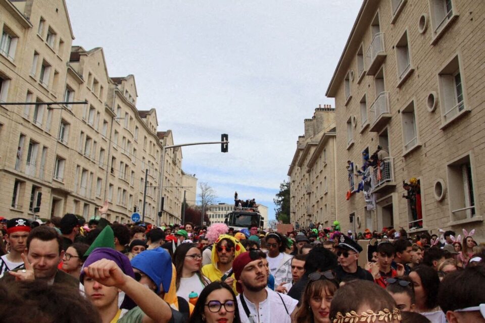 Caen - Carnaval étudiant - Université – défilé