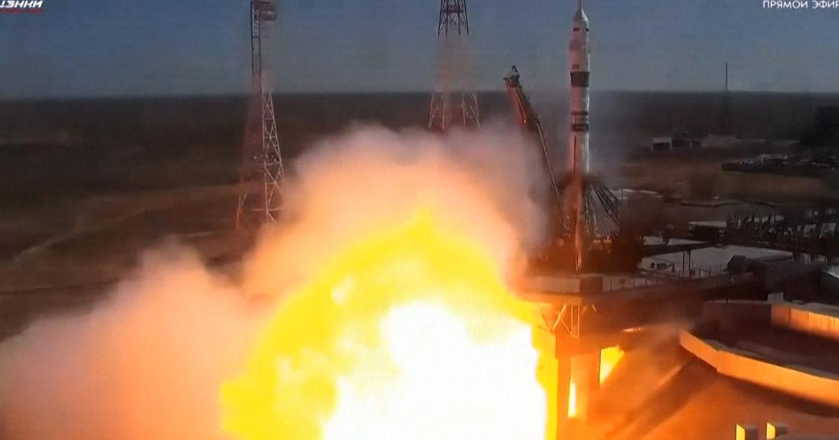 Les images du décollage du vaisseau Soyouz MS-27 vers l’ISS avec deux Russes et un Américain à bord