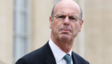 Lombard appelle les chefs d'entreprises à travailler avec l'UE face aux droits de douane-presse - 20/04/2025 à 00:13
