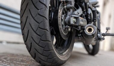 ivre, avec sa moto, il fonce dans un bar et se dit "choqué" par son attitude