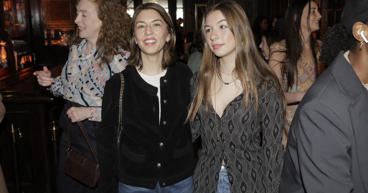 La fille de Sofia Coppola, clone de sa mère dans une vidéo TikTok