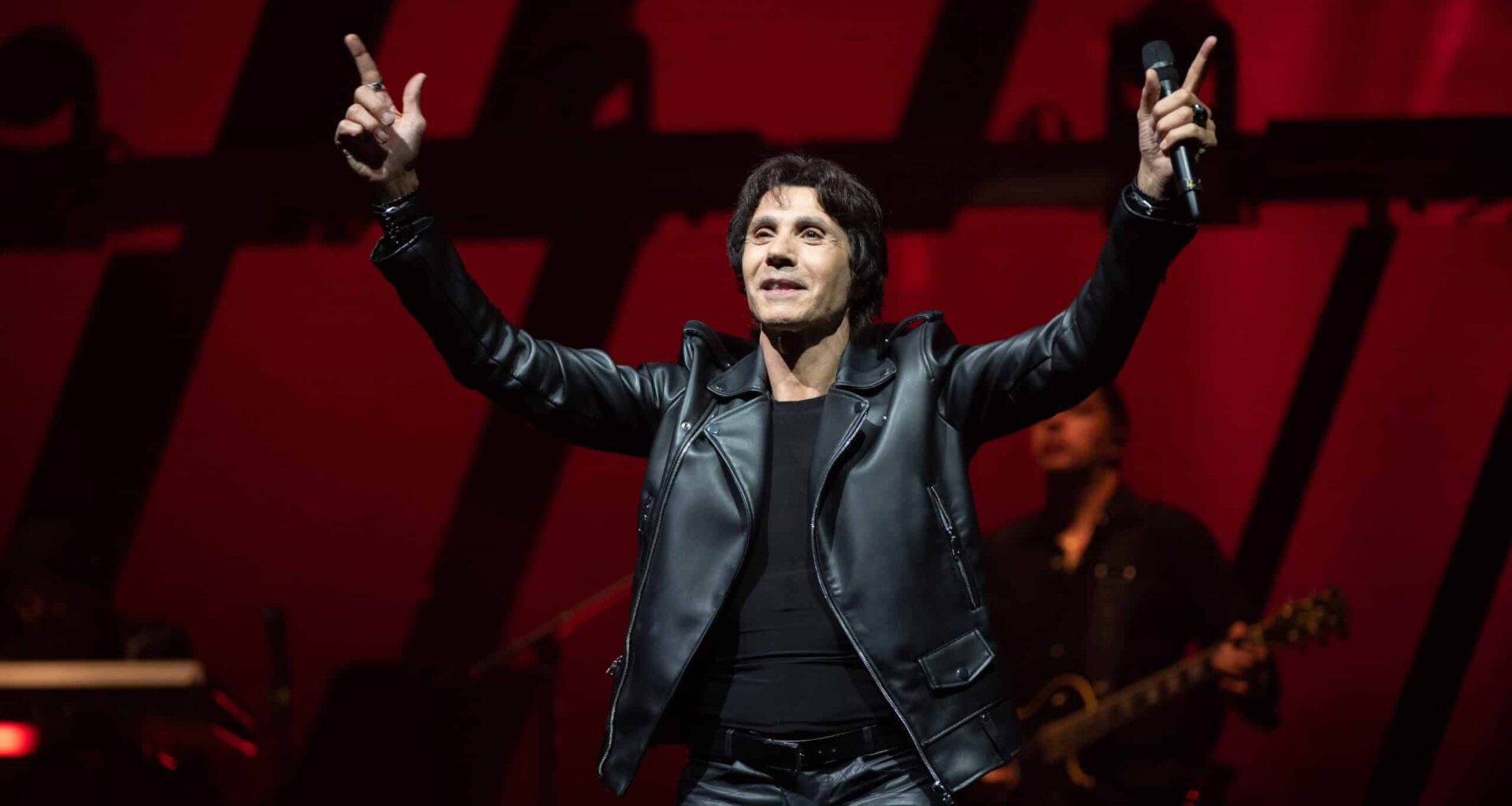 Jean-Luc Lahaye annonce un concert dans une discothèque : un collectif se mobilise pour tout faire annuler