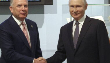 Donald Trump appelle Moscou à se «bouger» alors que son émissaire rencontre Poutine en Russie – Libération