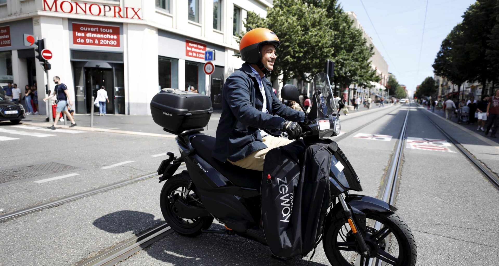 "Ils ont continué à prendre des clients, sans doute pour éponger leurs dettes": Zeway retire ses scooters électriques de la Côte d’Azur