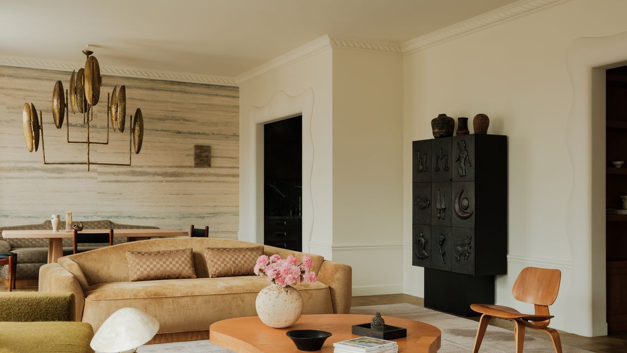 Un appartement moscovite au charme français, à la croisée des styles