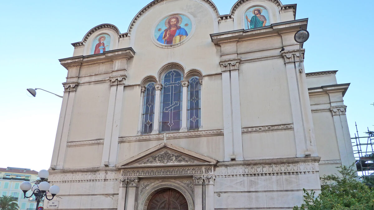 La Russie récupère une église et un cimetière emblématiques à Nice